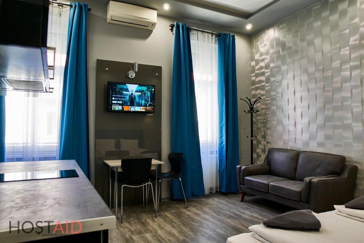 A13 Apartments - Budapest - Hostaid Luaran gambar